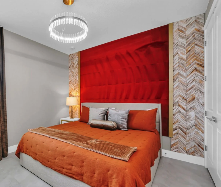 The Amber Suite